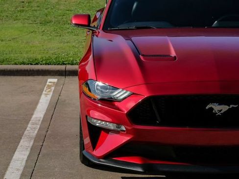 Used 2019 Ford Mustang GT Premium w/ GT Performance Package RWD image 45