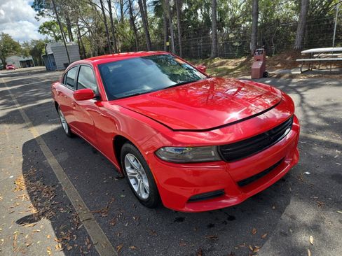 Used 2022 Dodge Charger SXT image 4