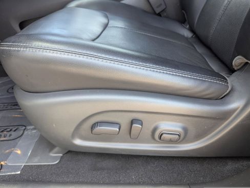 Used 2020 Nissan Pathfinder Platinum AWD/4WD image 24