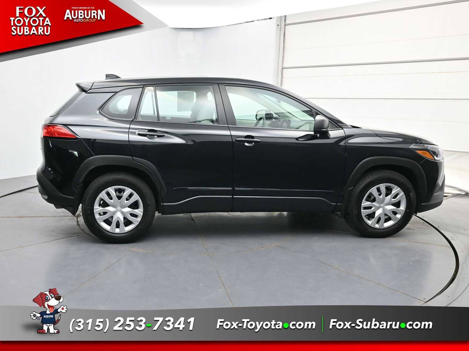 Used 2024 Toyota Corolla Cross L AWD/4WD image 17