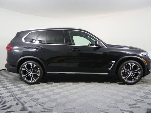 Certified 2026 BMW X5 xDrive40i AWD/4WD image 2