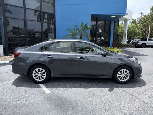 Used 2019 Kia Forte Sedan FWD image 9