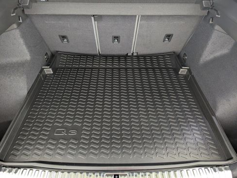 Certified 2025 Audi Q3 2.0T Premium image 20