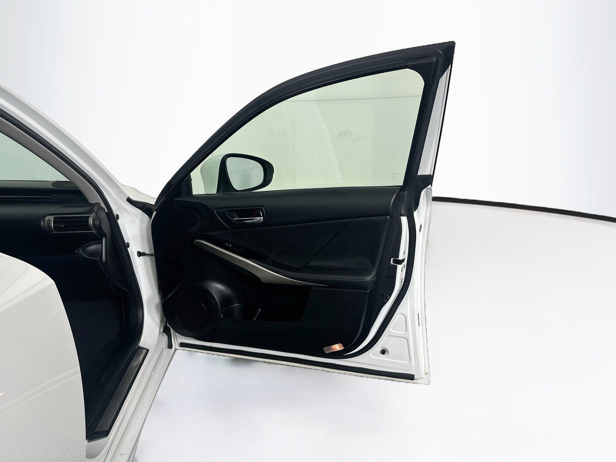Used 2015 Lexus IS 250 RWD image 33