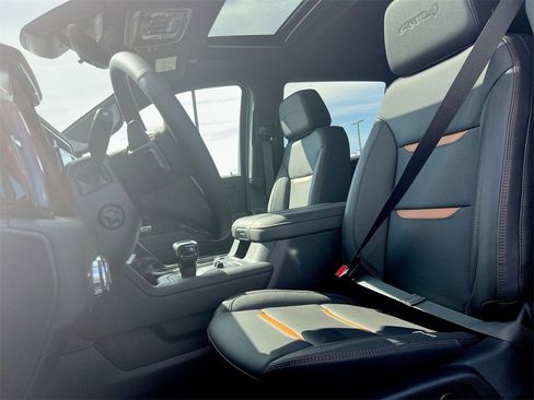 New 2026 GMC Sierra 1500 AT4 w/ AT4 Premium Package image 17