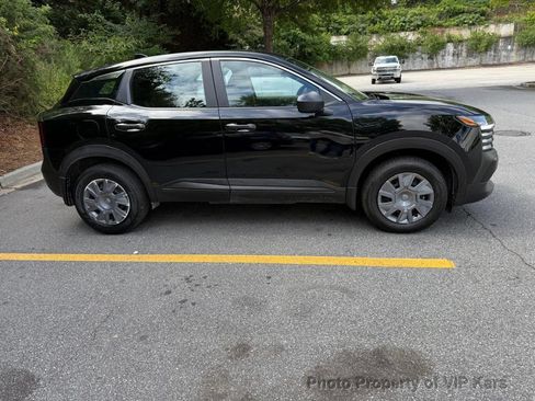 Used 2025 Nissan Kicks S AWD/4WD image 4