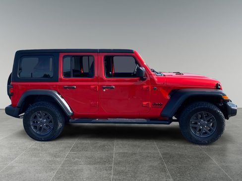 Used 2024 Jeep Wrangler Unlimited Sport AWD/4WD image 6