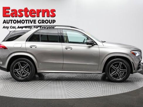 Used 2020 Mercedes-Benz GLE 350 w/ AMG Line Exterior image 4