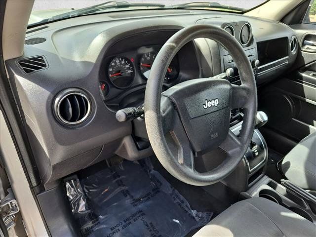 Used 2010 Jeep Patriot Sport w/ PWR Equipment Group AWD/4WD image 10