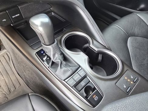 Used 2024 Toyota Camry XSE image 17