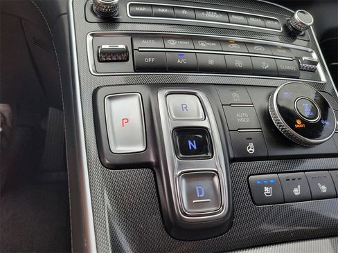 Certified 2022 Hyundai Santa Fe Limited image 37