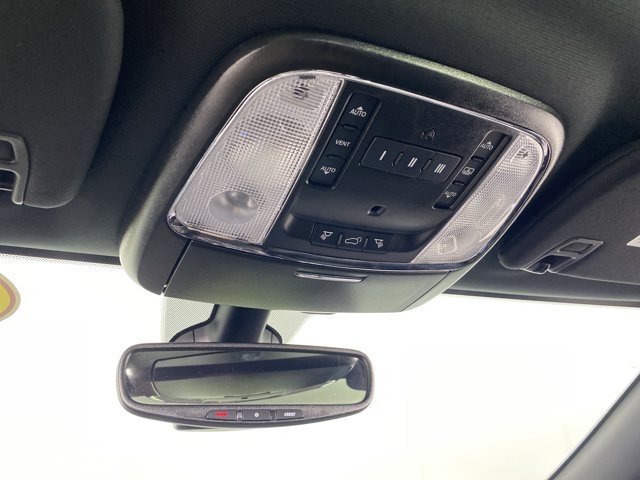 Used 2021 Jeep Grand Cherokee Limited w/ Sun & Sound Group AWD/4WD image 28