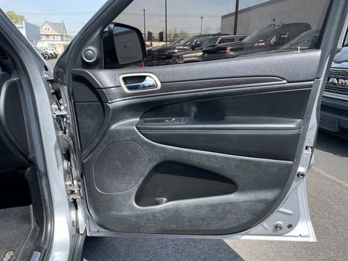 Used 2014 Jeep Grand Cherokee Limited AWD/4WD image 10