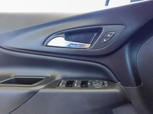 Used 2024 Chevrolet Equinox LT image 13