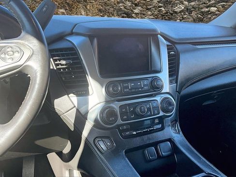 Used 2015 Chevrolet Tahoe LT image 6