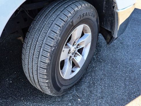 Used 2024 RAM 1500 Classic SLT image 39