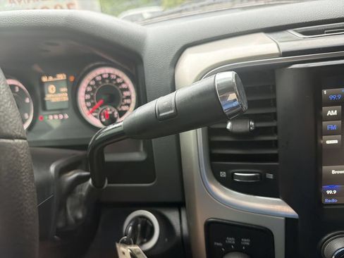 Used 2018 RAM 2500 SLT AWD/4WD image 16