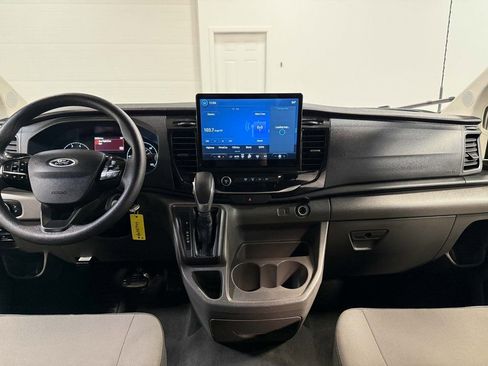 Used 2023 Ford Transit 350 XLT image 22