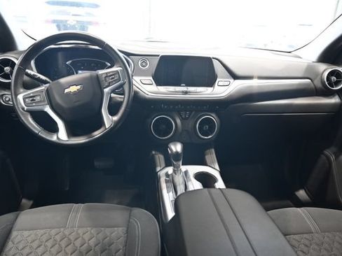Used 2019 Chevrolet Blazer LT AWD/4WD image 12