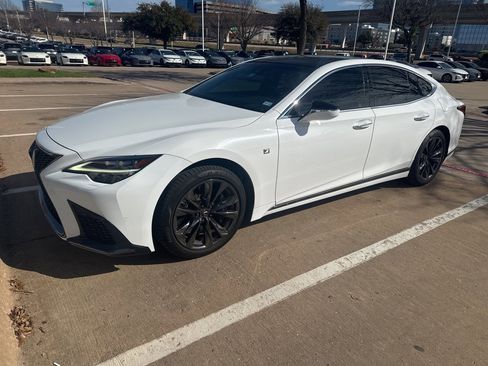 Used 2021 Lexus LS 500 F Sport w/ Accessory Package (Z2) image 2