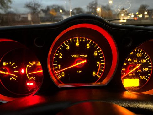 Used 2005 Nissan 350Z Touring image 13