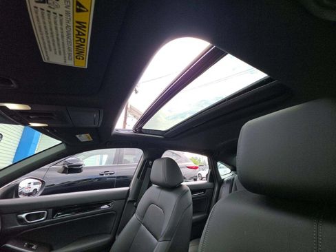 Used 2025 Honda Civic Sport Touring image 9