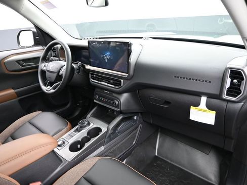 New 2025 Ford Bronco Sport Outer Banks w/ Sasquatch Outer Banks Package AWD/4WD image 28