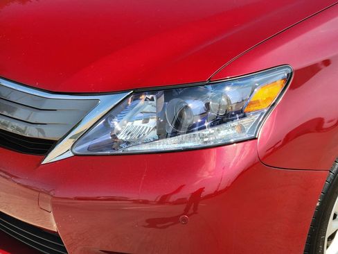 Used 2010 Lexus HS 250h FWD image 9