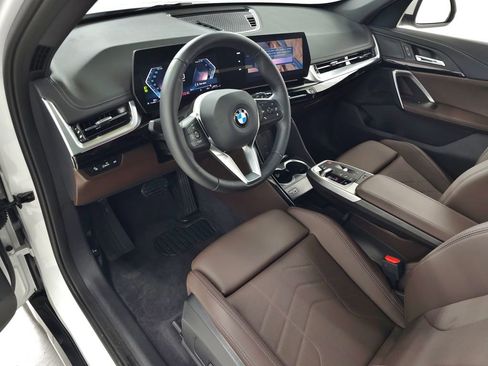 Used 2025 BMW X1 xDrive28i w/ Convenience Package AWD/4WD image 16