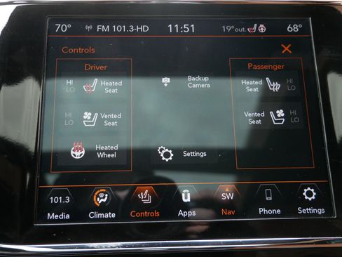 Used 2020 Jeep Grand Cherokee Overland image 20