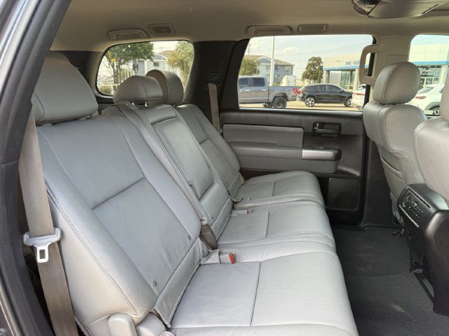Used 2019 Toyota Sequoia SR5 w/ Premium Package RWD image 32