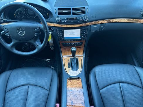 Used 2007 Mercedes-Benz E 350 Sedan image 15
