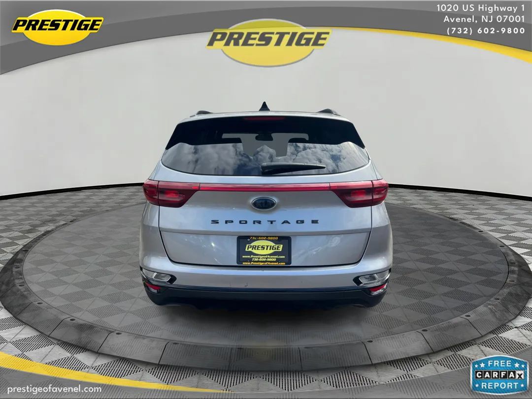 Used 2022 Kia Sportage Nightfall Edition FWD image 6