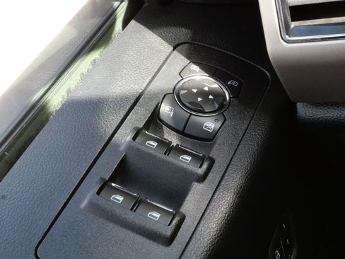 Certified 2019 Ford F150 Lariat AWD/4WD image 26