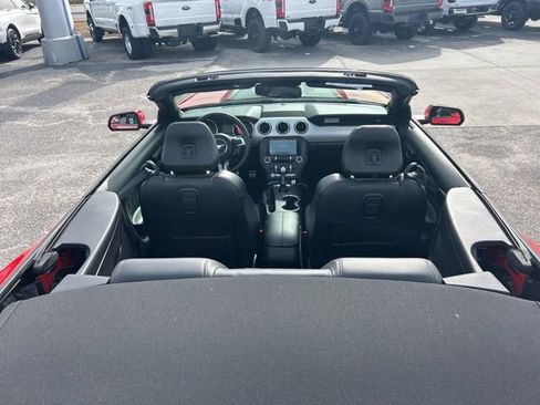 Used 2017 Ford Mustang GT Premium image 10