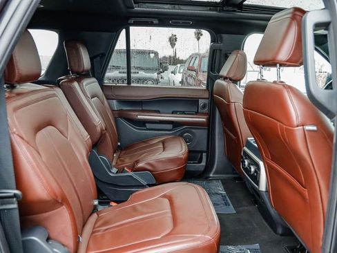 Used 2024 Ford Expedition Max Limited image 20