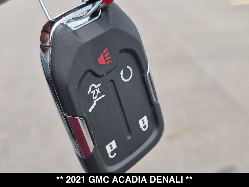 Used 2021 GMC Acadia Denali w/ Denali Ultimate Package AWD/4WD image 28
