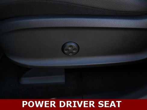 New 2024 Mercedes-Benz EQB 300 4MATIC image 14