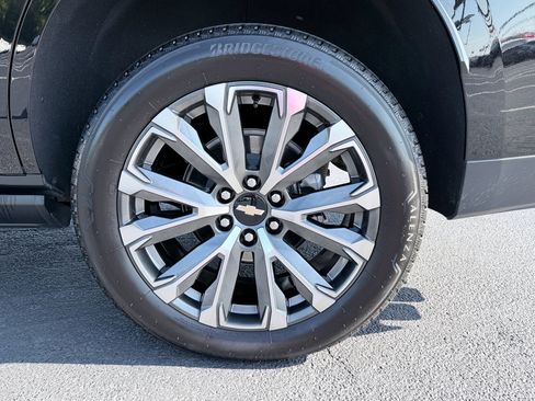 Used 2026 Chevrolet Tahoe High Country image 37