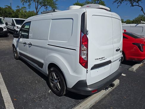 Used 2018 Ford Transit Connect XLT image 4