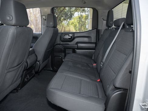 Used 2022 Chevrolet Silverado 1500 Custom image 34