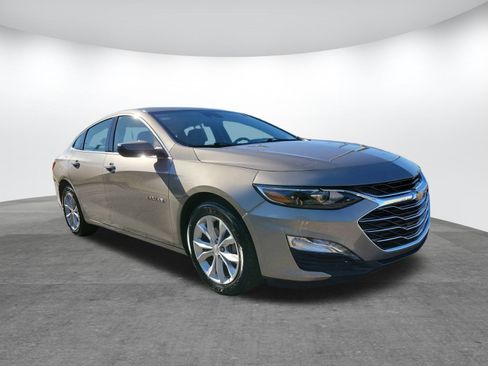 Used 2025 Chevrolet Malibu LT image 19