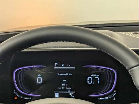 New 2025 Kia Telluride S image 18