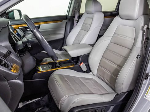 Used 2020 Honda CR-V Touring image 26