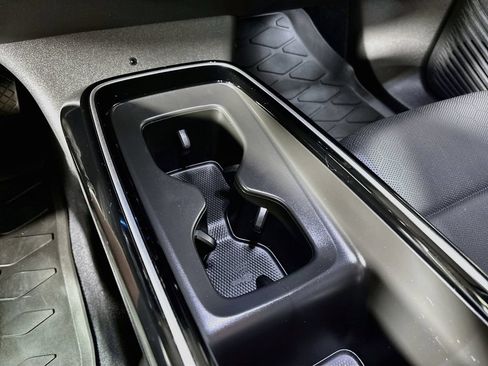 Certified 2023 Volkswagen ID.4 Pro S AWD/4WD image 17