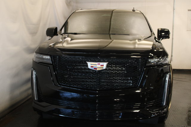 Certified 2024 Cadillac Escalade Sport w/ Touring Package AWD/4WD image 3