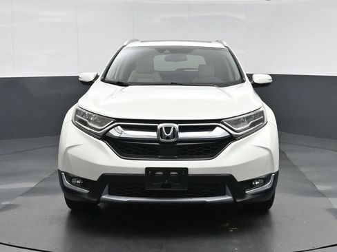 Used 2018 Honda CR-V Touring image 2