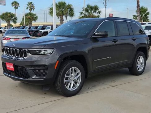 New 2026 Jeep Grand Cherokee Laredo X RWD image 4