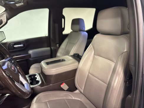 Used 2019 GMC Sierra 1500 SLT w/ SLT Premium Plus Package AWD/4WD image 28