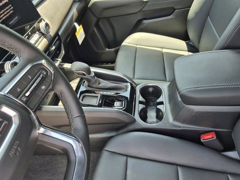 New 2026 GMC Canyon Elevation w/ Convenience Package RWD image 22
